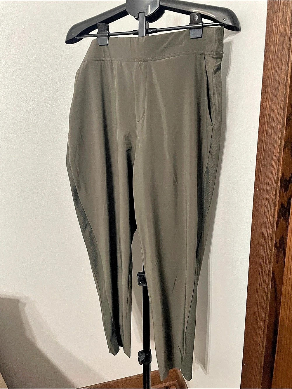 Athleta Brooklyn Ankle Pant Ankle Pants in Green Size 16